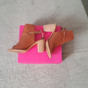 Catherine Malandro faux leather shoes